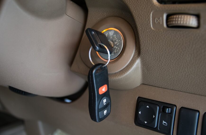 Jak radzić sobie z problemami związanymi z kluczykami samochodowymi?